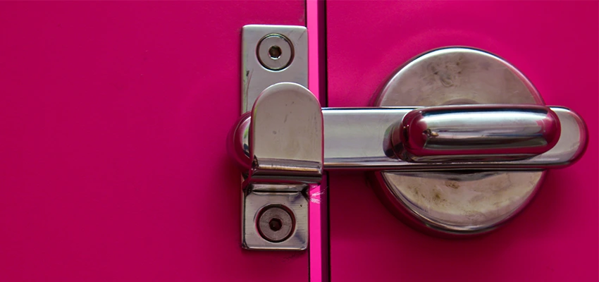 Childproof Gate Lock in El Monte, California